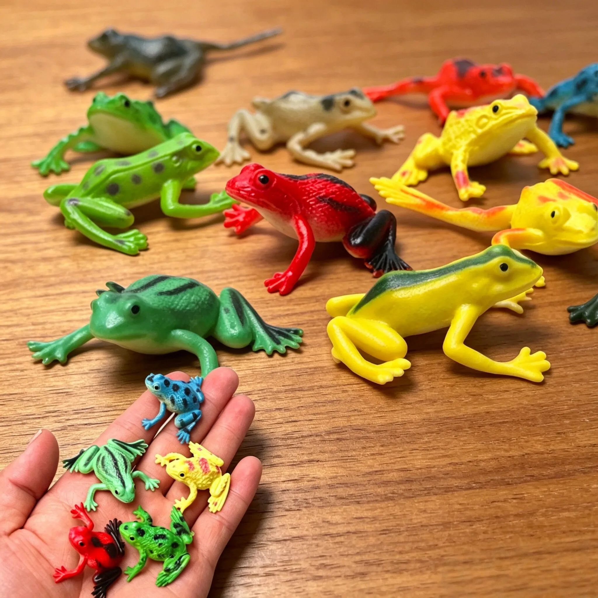 12 ชิ้นรูปปั้นกบสมจริงของเล่นว - Science And Hobby บทวิจารณ์และราคา